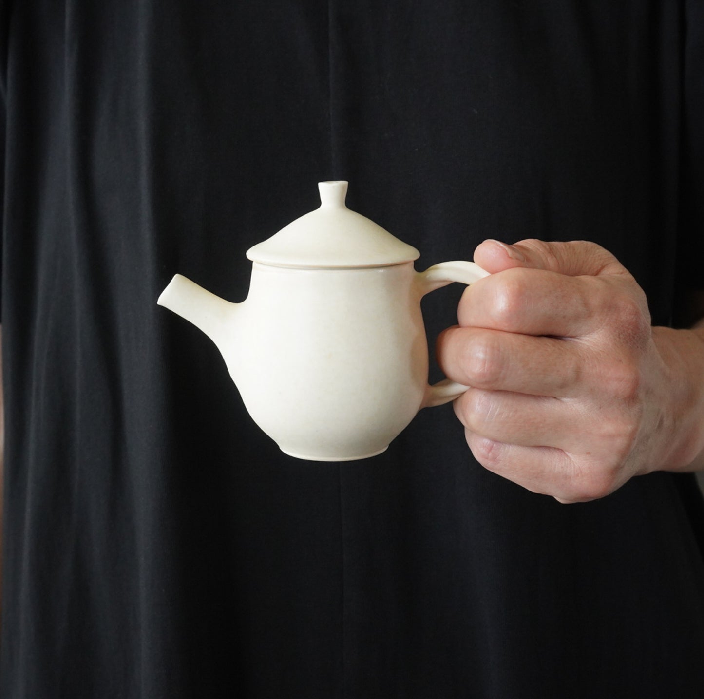 K-47- 茶壺（小） アイボリー