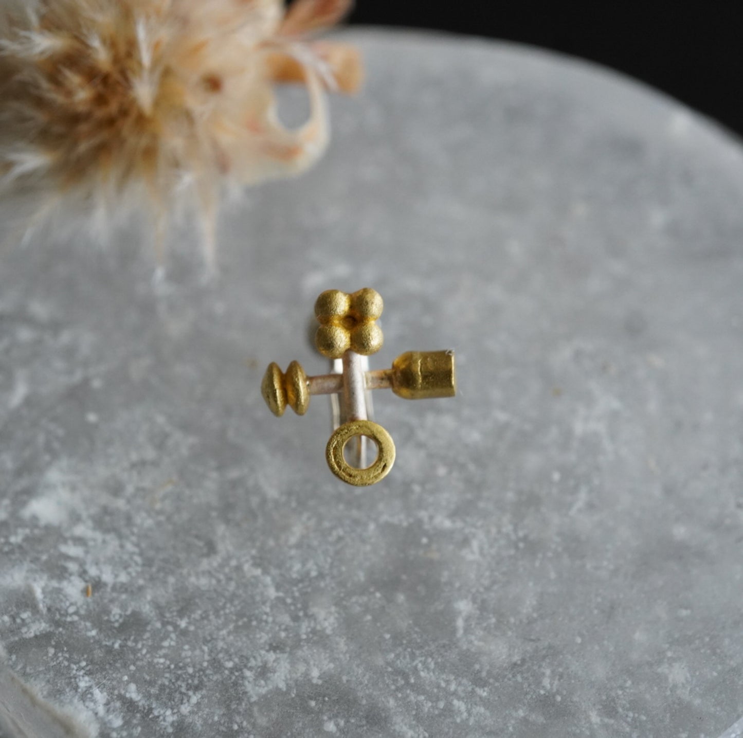 N-07- 4seeds Earring bronze（シングル）