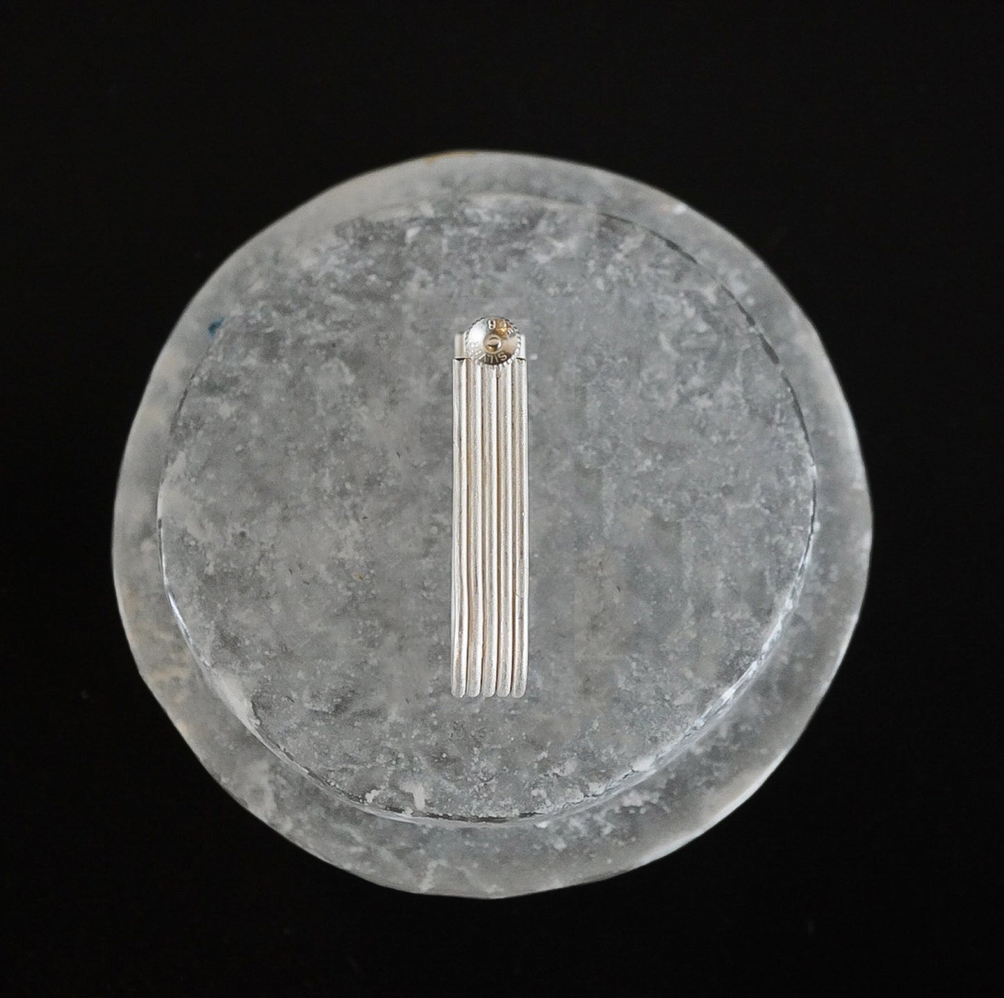 N-55- Line Earring long siver（シングル）