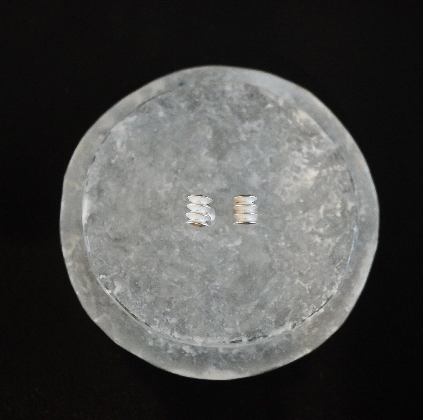 N-70- Coil Earring S silver