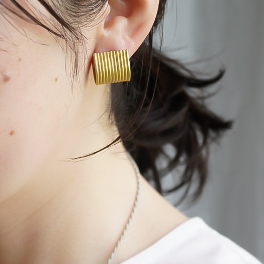 N-50- Line pierce wide bronze（シングル）
