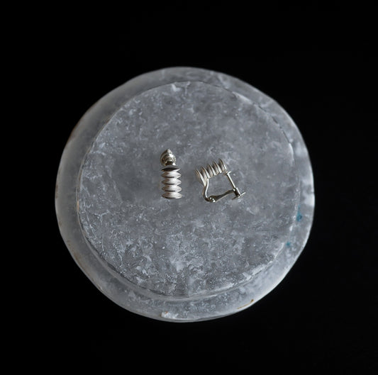 N-70- Coil Earring S silver
