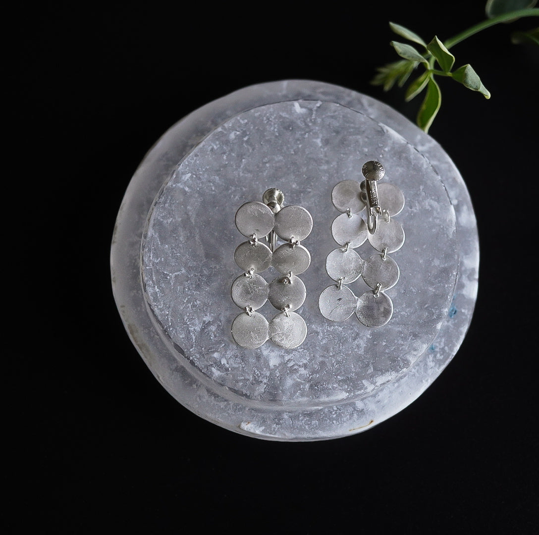 N-75- Flutter Earring silver
