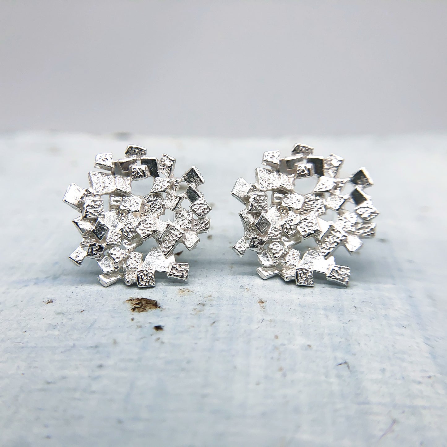 N-26- Prism Pierce L silver