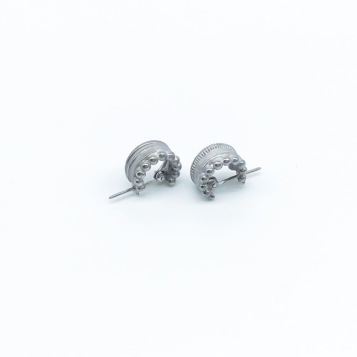 N-43- 束と層のピアスS silver