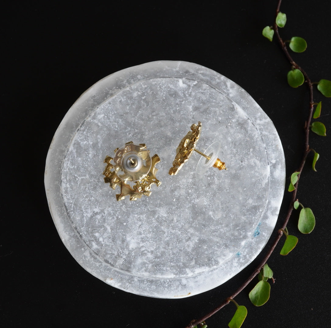 N-27- Prism Pierce L brass